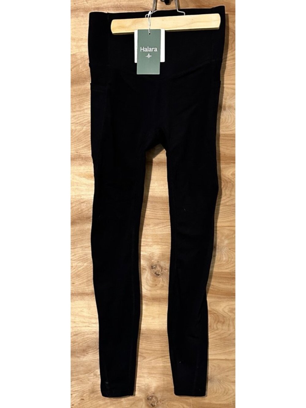 NWT Halara XS UltraSculpt High Waisted Tummy Control Leggings black  Pocket